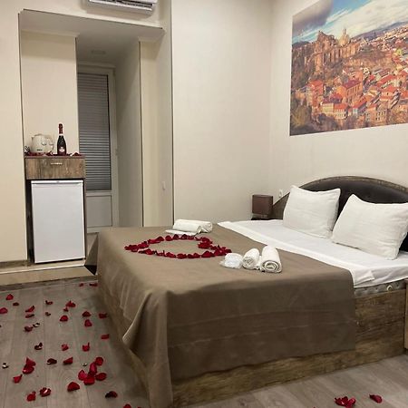 Sweet Rooms Inn Тбілісі Екстер'єр фото